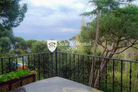 Сasa de 6 dormitorios en venta en Lloret de Mar, Gerona, Cataluña, Spain № 6739 - foto 5