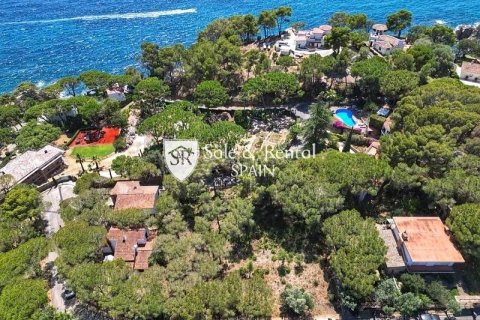 Сasa de 4 dormitorios en venta en Lloret de Mar, Gerona, Cataluña, Spain № 6733