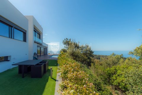 Сasa de 4 dormitorios en venta en Lloret de Mar, Gerona, Cataluña, Spain № 6738