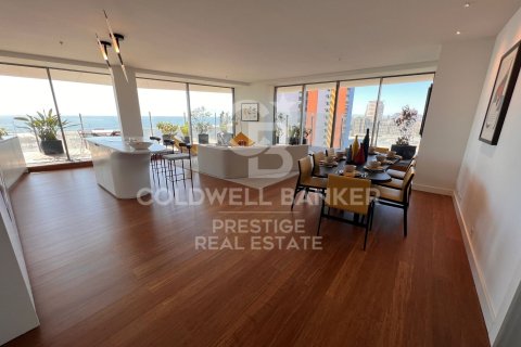 Apartamento de 3 dormitorios en venta en Barcelona, Cataluña, Spain № 5986 - foto 4