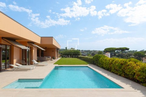 Villa de 5 dormitorios en venta en Sant Vicenc De Montalt, Barcelona, Cataluña, Spain № 8724 - foto 4
