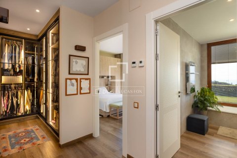 Villa de 5 dormitorios en venta en Sant Vicenc De Montalt, Barcelona, Cataluña, Spain № 8724 - foto 16