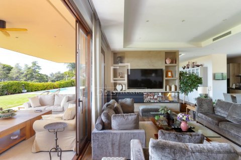 Villa de 5 dormitorios en venta en Sant Vicenc De Montalt, Barcelona, Cataluña, Spain № 8724 - foto 8