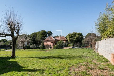 Parcela de 2048 m² en venta en Sant Cugat del Vallès, Barcelona, Cataluña, Spain № 8720 - foto 7