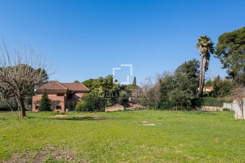 Parcela de 2048 m² en venta en Sant Cugat del Vallès, Barcelona, Cataluña, Spain № 8720 - foto 9
