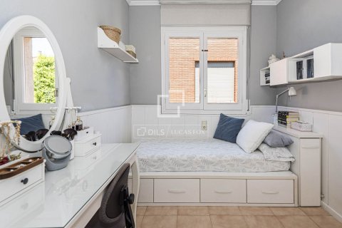 Villa de 4 dormitorios en venta en Sant Cugat del Vallès, Barcelona, Cataluña, Spain № 8722 - foto 28