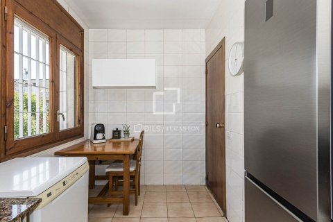 Villa de 4 dormitorios en venta en Sant Cugat del Vallès, Barcelona, Cataluña, Spain № 8722 - foto 10