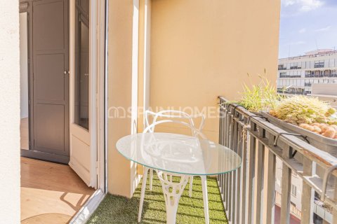 Apartamento de 5 dormitorios en venta en Barcelona, Cataluña, Spain № 7651 - foto 2