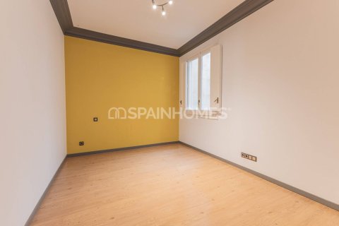 Apartamento de 5 dormitorios en venta en Barcelona, Cataluña, Spain № 7651 - foto 30
