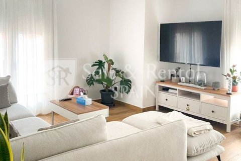 Apartamento de 4 dormitorios en venta en Blanes, Gerona, Cataluña, Spain № 7653