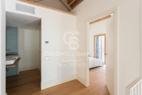Dúplex de 2 dormitorios en venta en Barcelona, Cataluña, Spain № 5499 - foto 25