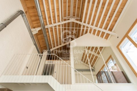 Dúplex de 2 dormitorios en venta en Barcelona, Cataluña, Spain № 5499 - foto 24