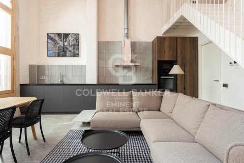 Dúplex de 2 dormitorios en venta en Barcelona, Cataluña, Spain № 5499 - foto 9