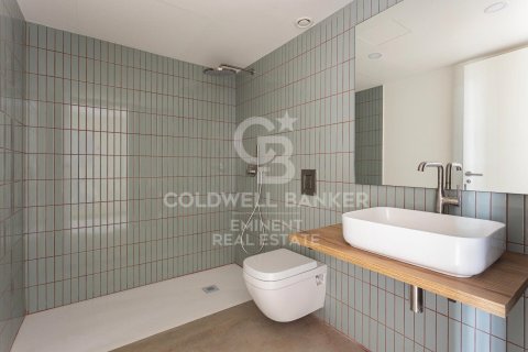 Dúplex de 2 dormitorios en venta en Barcelona, Cataluña, Spain № 5499 - foto 22