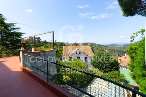 Tríplex de 5 dormitorios en venta en Barcelona, Cataluña, Spain № 5871 - foto 10