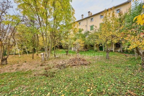 Villa de 8 dormitorios en venta en Cataluña, Spain № 5869