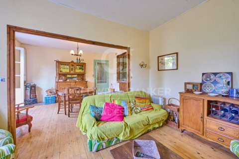 Villa de 8 dormitorios en venta en Cataluña, Spain № 5869 - foto 12
