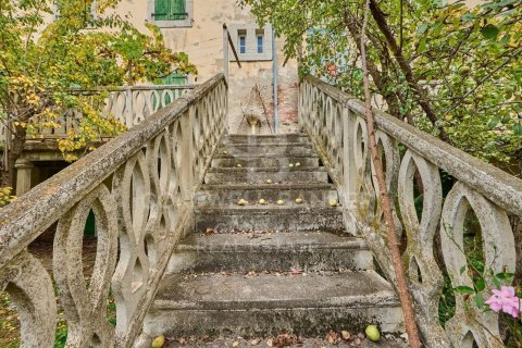 Villa de 8 dormitorios en venta en Cataluña, Spain № 5869 - foto 6