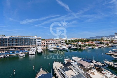 Propiedad comercial de 438 m² en venta en Empuriabrava, Gerona, Cataluña, Spain № 5870