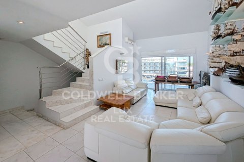 Propiedad comercial de 438 m² en venta en Empuriabrava, Gerona, Cataluña, Spain № 5870 - foto 4