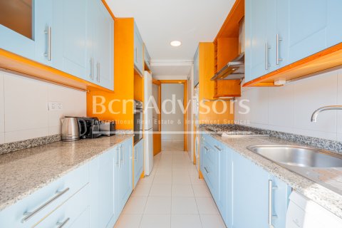 Apartamento de 4 dormitorios en venta en Barcelona, Cataluña, Spain № 2866 - foto 18