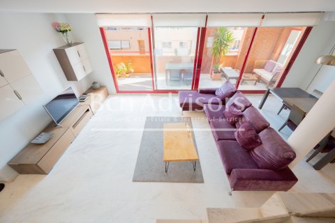 Apartamento de 4 dormitorios en venta en Barcelona, Cataluña, Spain № 2866 - foto 21