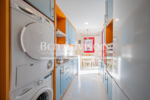 Apartamento de 4 dormitorios en venta en Barcelona, Cataluña, Spain № 2866 - foto 14