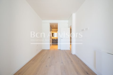 Apartamento de 2 dormitorios en venta en Barcelona, Cataluña, Spain № 2865 - foto 15