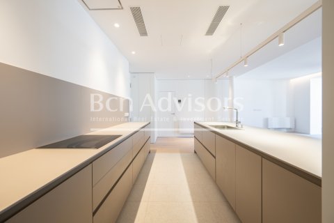 Apartamento de 2 dormitorios en venta en Barcelona, Cataluña, Spain № 2865 - foto 8