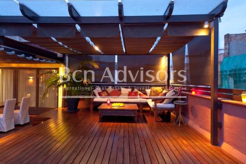 Ático de 3 dormitorios en venta en Sitges, Barcelona, Cataluña, Spain № 2868 - foto 2