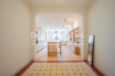 4 bedrooms apartment for sale in Barcelona, Catalonia, Spain № 2867 - photo 14