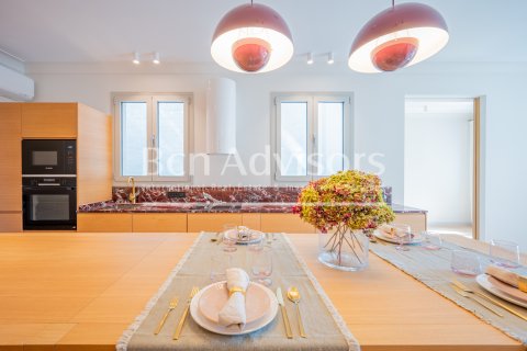 4 bedrooms apartment for sale in Barcelona, Catalonia, Spain № 2867 - photo 12