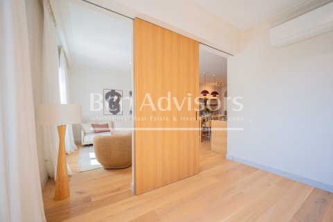 4 bedrooms apartment for sale in Barcelona, Catalonia, Spain № 2867 - photo 6