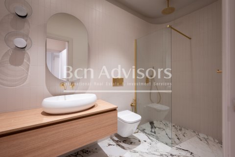 4 bedrooms apartment for sale in Barcelona, Catalonia, Spain № 2867 - photo 20
