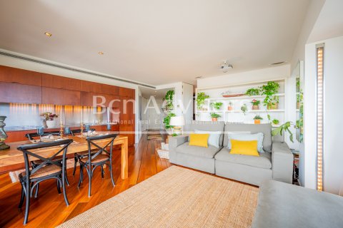 Apartamento de 2 dormitorios en venta en Barcelona, Cataluña, Spain № 2869 - foto 25