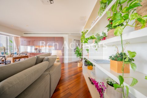 Apartamento de 2 dormitorios en venta en Barcelona, Cataluña, Spain № 2869 - foto 27