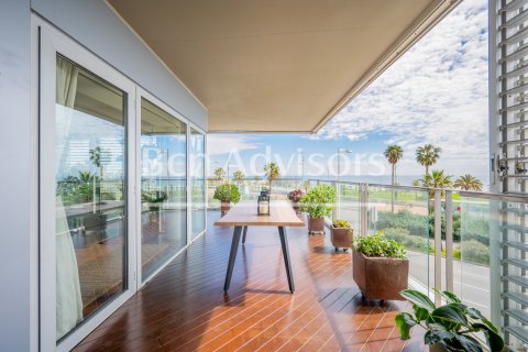 Apartamento de 2 dormitorios en venta en Barcelona, Cataluña, Spain № 2869 - foto 3