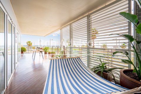 Apartamento de 2 dormitorios en venta en Barcelona, Cataluña, Spain № 2869 - foto 8