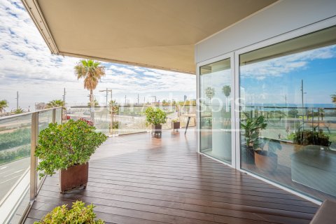 Apartamento de 2 dormitorios en venta en Barcelona, Cataluña, Spain № 2869 - foto 14