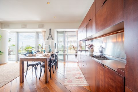 Apartamento de 2 dormitorios en venta en Barcelona, Cataluña, Spain № 2869 - foto 19
