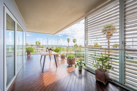Apartamento de 2 dormitorios en venta en Barcelona, Cataluña, Spain № 2869 - foto 7