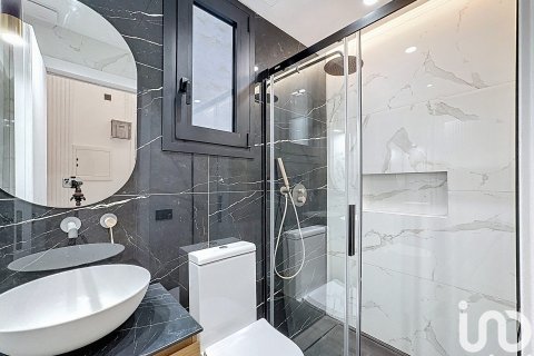 4 bedrooms apartment for sale in Barcelona, Catalonia, Spain № 4923 - photo 24