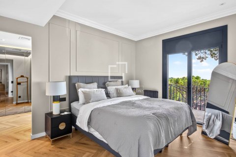 Villa de 4 dormitorios en venta en Cabrils, Barcelona, Cataluña, Spain № 8688 - foto 15