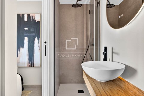Villa de 4 dormitorios en venta en Cabrils, Barcelona, Cataluña, Spain № 8688 - foto 23