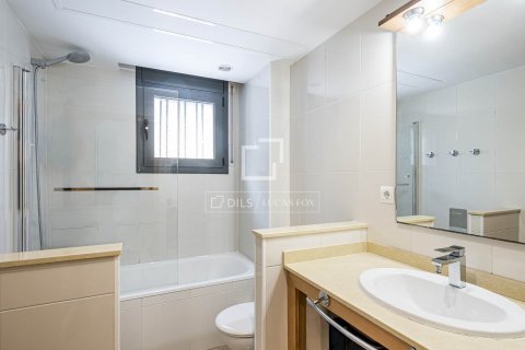 3 bedrooms apartment for sale in Castelldefels, Barcelona, Catalonia, Spain № 8687 - photo 17