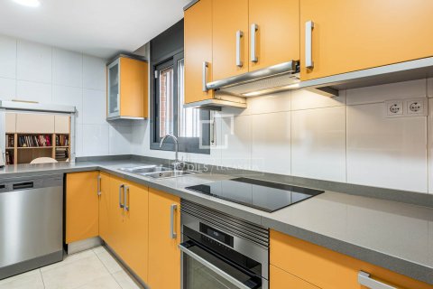 3 bedrooms apartment for sale in Castelldefels, Barcelona, Catalonia, Spain № 8687 - photo 4