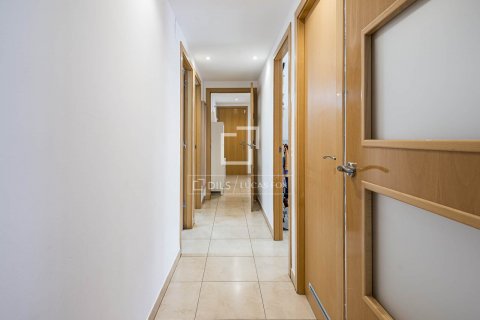 3 bedrooms apartment for sale in Castelldefels, Barcelona, Catalonia, Spain № 8687 - photo 13