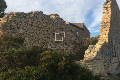 590 sq.m. finca for sale in Sitges, Barcelona, Catalonia, Spain № 8686 - photo 11