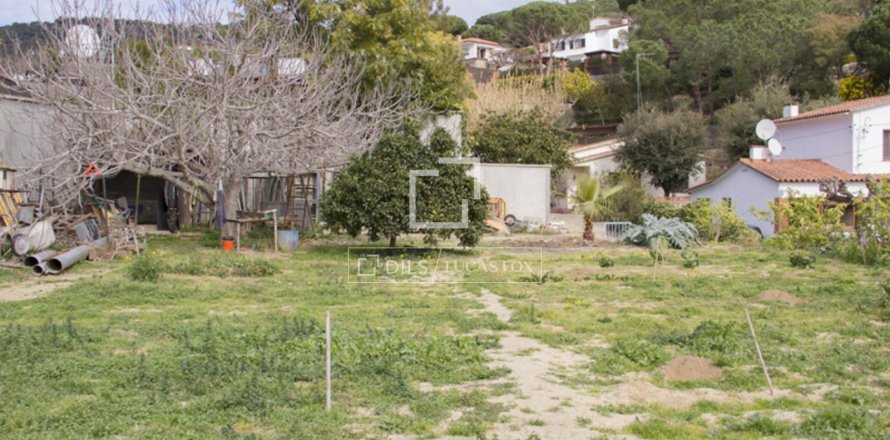 Parcela de 689 m² en venta en Cabrils, Barcelona, Cataluña, Spain № 8690