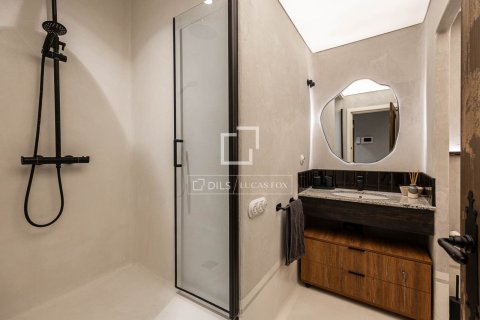 Купить квартиру в Барселона, Испания с 3 спальни, 91м², № 6459 - фото 16